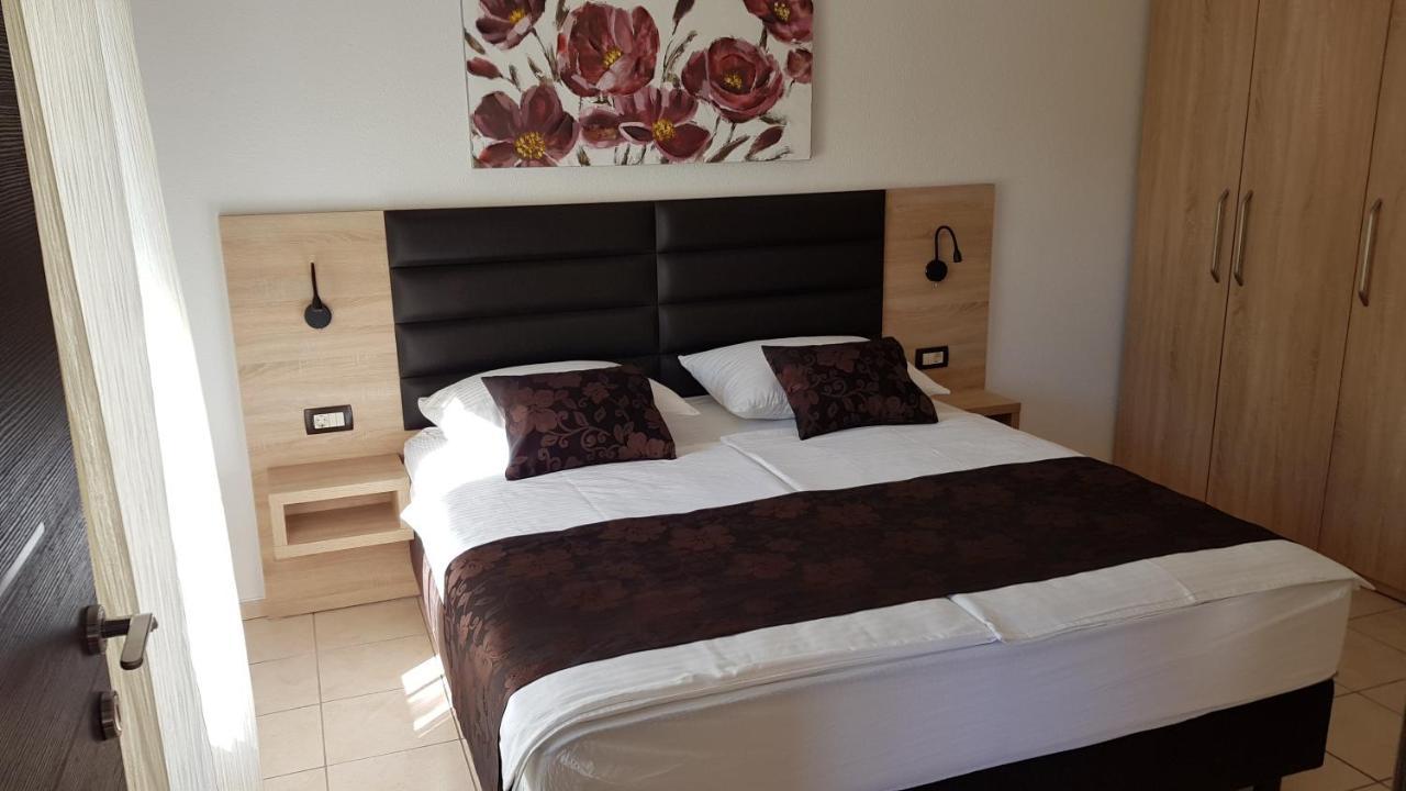 Premium Appartments Suha Punta Kampor Exteriér fotografie