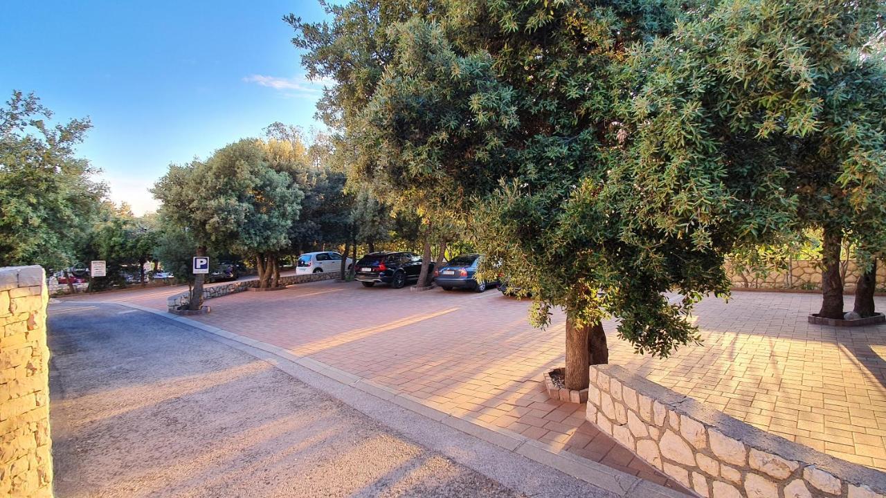 Premium Appartments Suha Punta Kampor Exteriér fotografie
