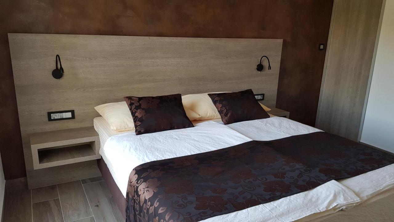 Premium Appartments Suha Punta Kampor Exteriér fotografie