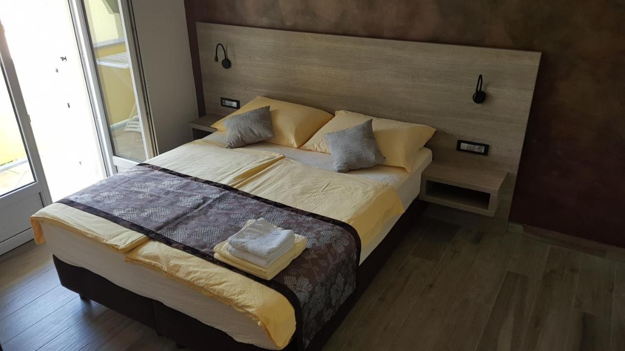 Premium Appartments Suha Punta Kampor Exteriér fotografie